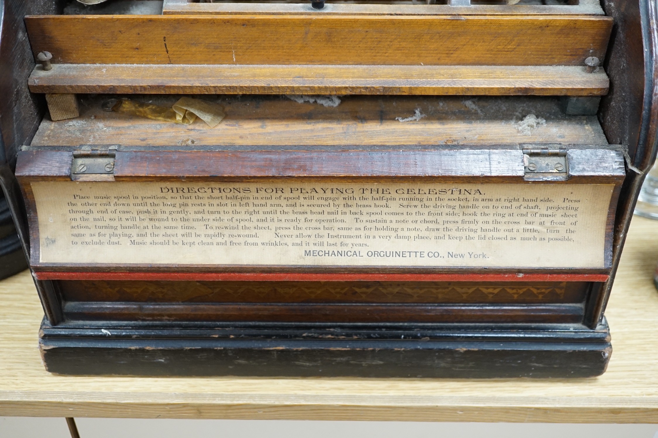 A Celestina organette 40cm